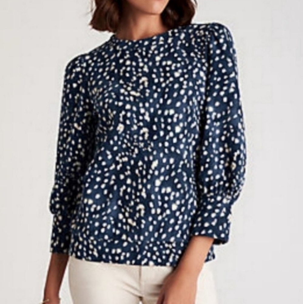 Ann Taylor Puffed Sleeve 3/4 Sleeve Sweatshirt Top